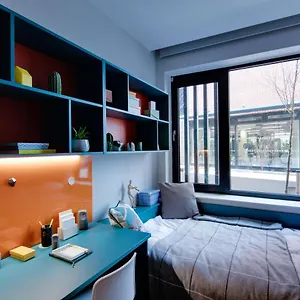 Highfield House Apartmanhotel